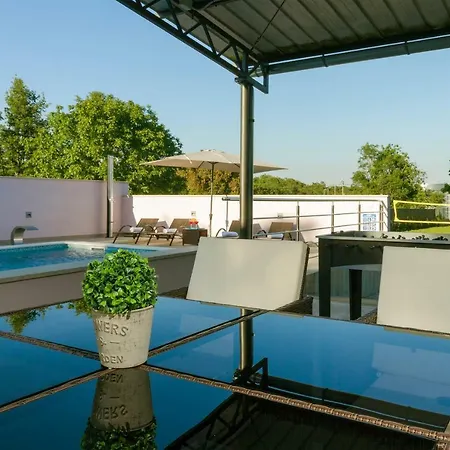 Ferienhaus House Intacta *